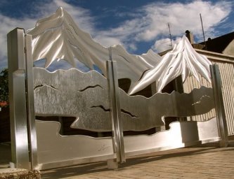 Ворота, заборы из нержавеющей стали