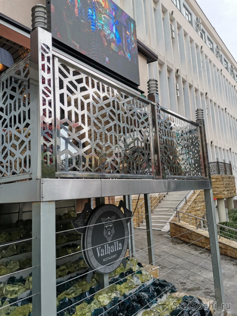 Перила ограждения со стеклом и без из нержавеющей стали