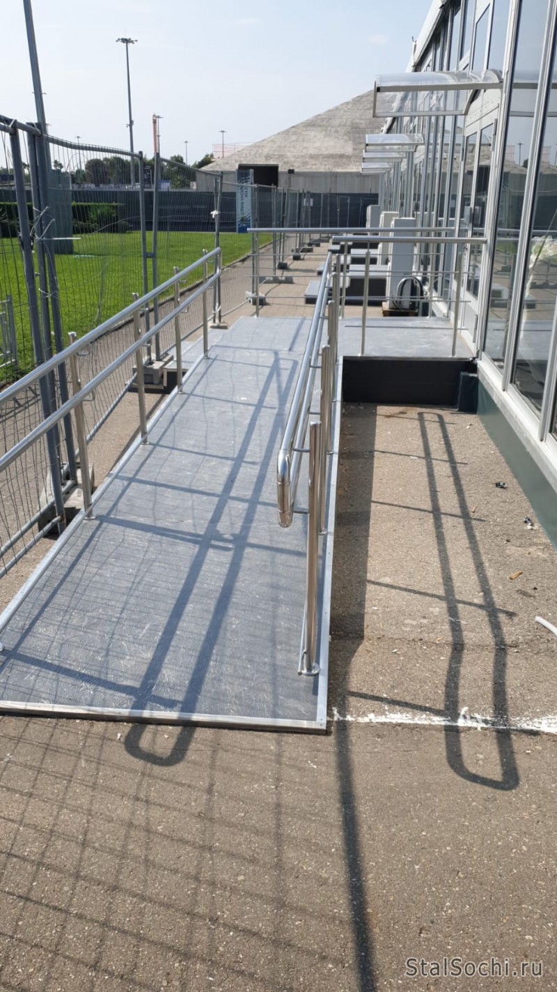 Пандусы для маломобильных людей